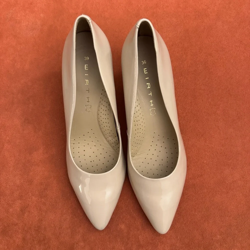 Wirth‎ Nude Patent Leather Pointed Toe Block Heel Pumps Size EU 39 - Picture 2 of 7